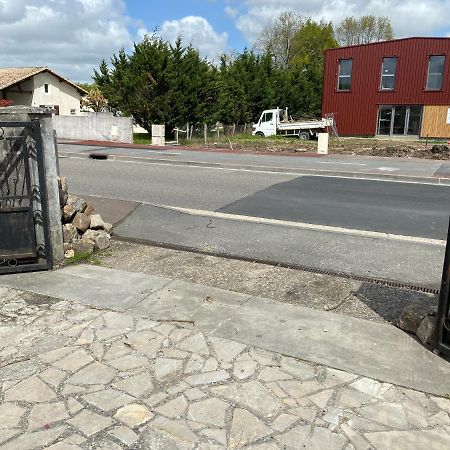 Maison Ok Riba Aeroport Merignac Bed & Breakfast Luaran gambar